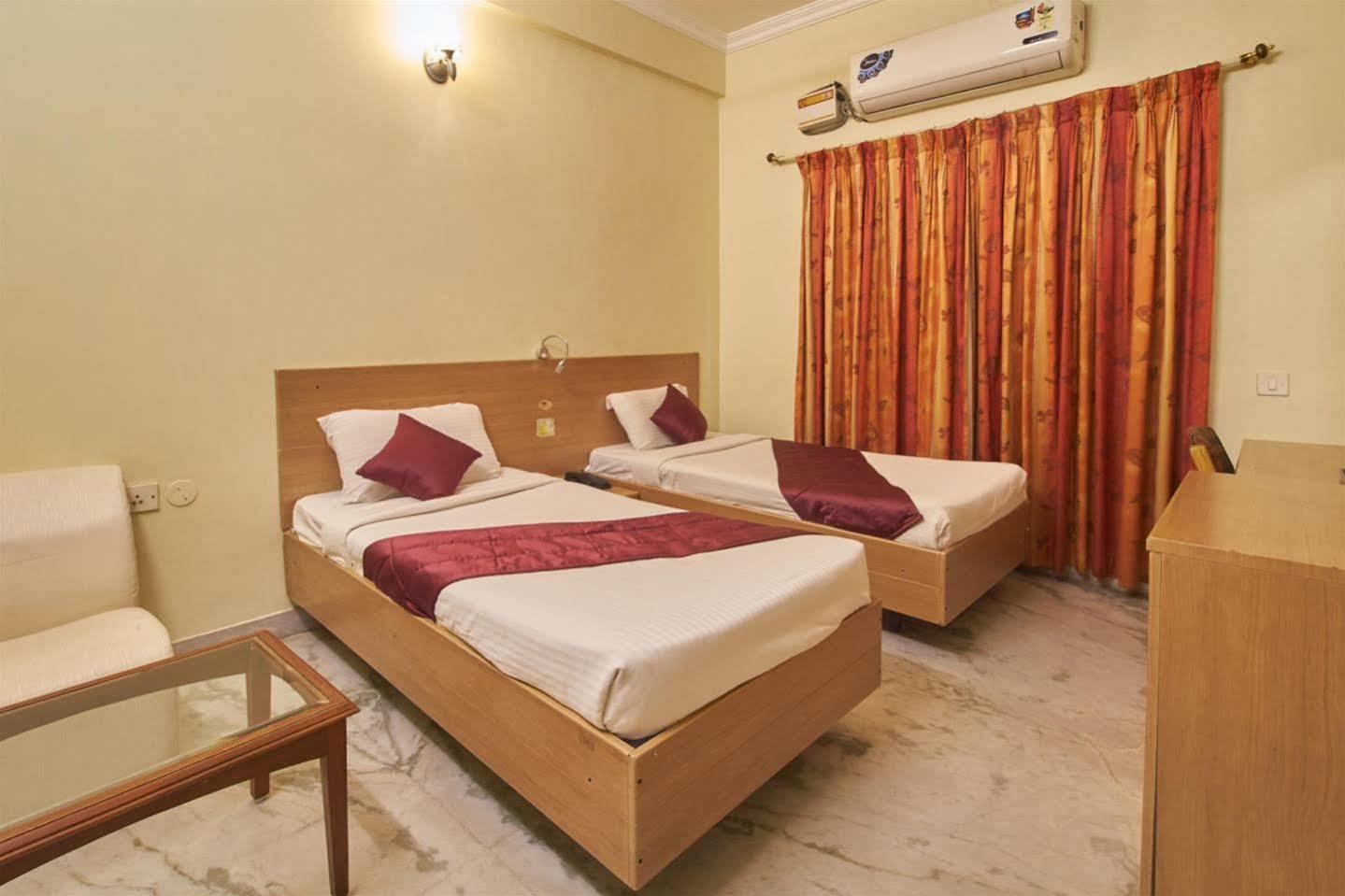 Fabhotel Royal Star Chennai Zewnętrze zdjęcie
